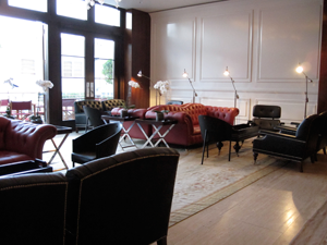 photo of the lounge seating area at mr. c hotel beverly hills